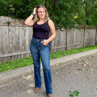 Judy Blue Mid Rise Dark Wash Straight Leg Jean
