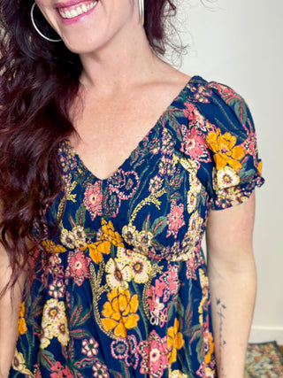 V-Neck Dark Floral Short Sleeve Dress