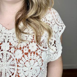 Sleeveless Crochet V- Neck Top