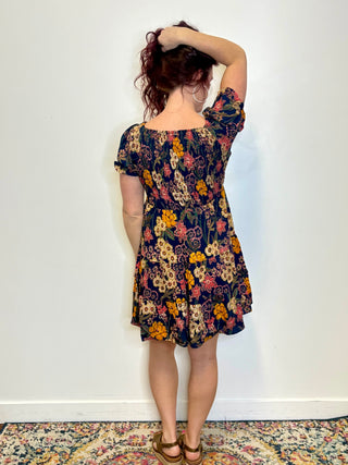 V-Neck Dark Floral Short Sleeve Dress