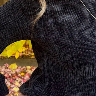 Black Round Neck Waffle Knit Sweater