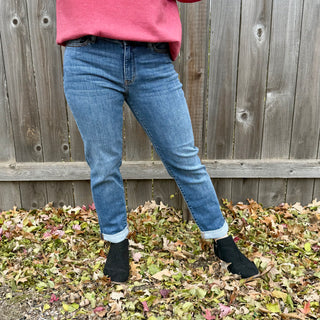 Judy Blue Mid Rise Boyfriend Jeans