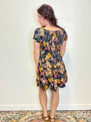V-Neck Dark Floral Short Sleeve Dress