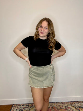 Black Basic Fitted Tee