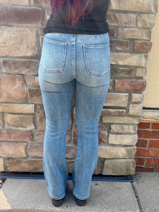Judy Blue High Waisted Tummy Control Mid Wash Instant Classic Indigo Bootcut Jean Regular