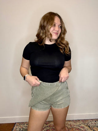 Black Basic Fitted Tee