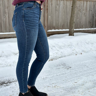 High Rise Dark Wash Skinny Jeans