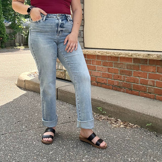 Judy Blue High Rise Light Wash Dad Jean