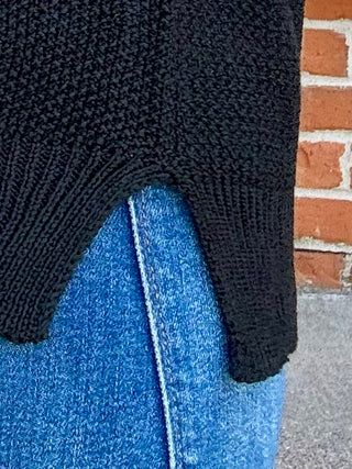 Black Center Seam Short Sleeve Sweater