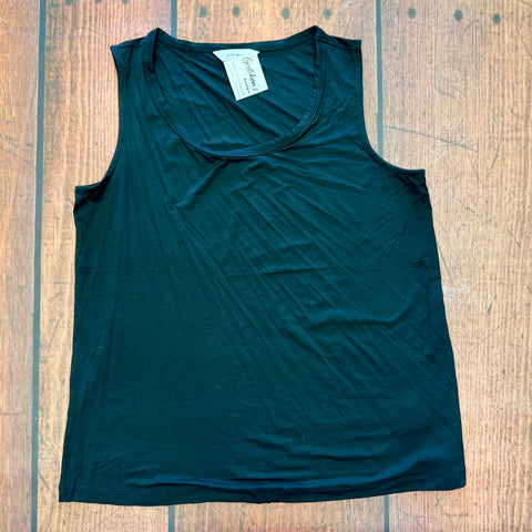 Black Basic Tank