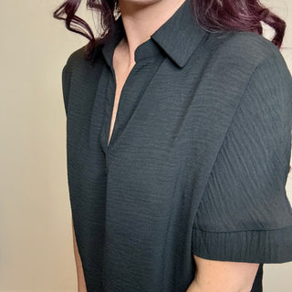 Black Woven Airflow Collared Short Sleeve
