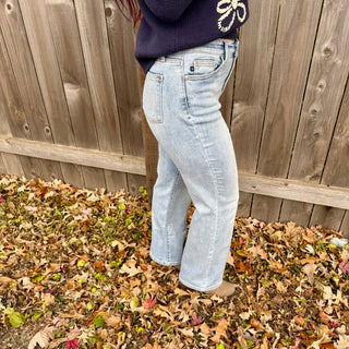 Judy Blue High Rise Light Wash Dad Jean