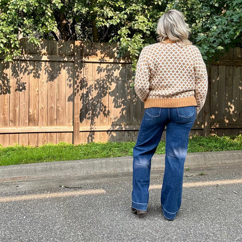 Gold/Cream Patterned Knit Sweater