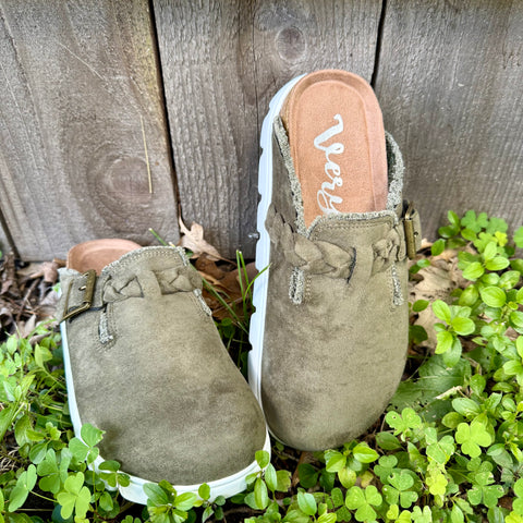 Very G Olive Cali Shoe