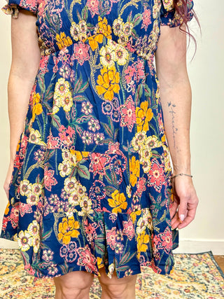V-Neck Dark Floral Short Sleeve Dress