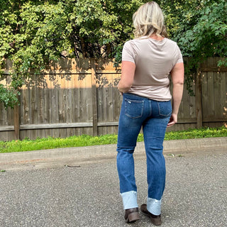 Lovervet Mid Rise Slim Straight with Cuff