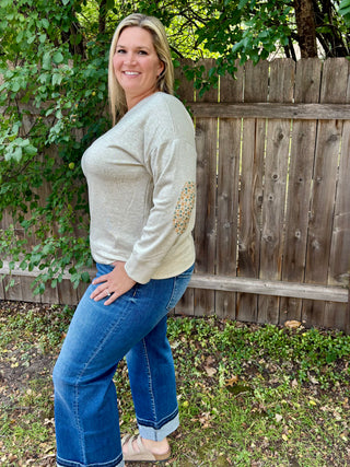 Oatmeal Micro Brushed Crewneck Sweatshirt with Floral Detailed Elbow Patches and Cross Neck