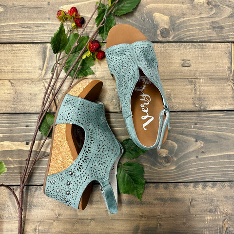 Very G Free Fly Turquoise Wedge Sandal